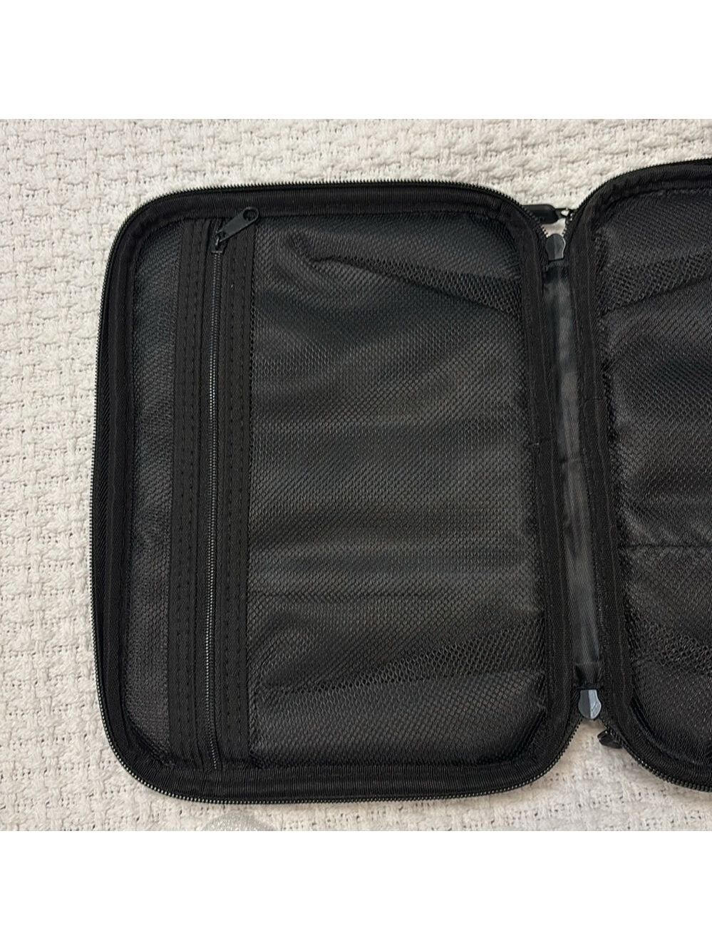 Electronic organizer bag pouch 2 zippered sections multi interior pockets NEW - Picture 13 of 16